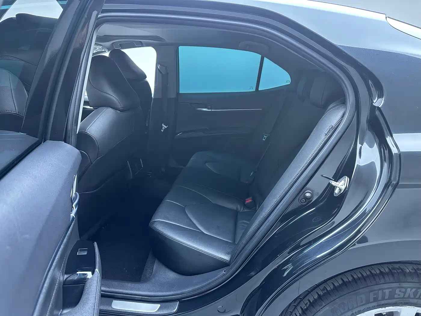 Toyota Camry 2021 2.0G Luxury Edition фото 8