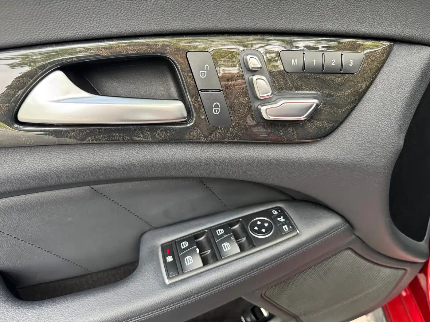 Mercedes-Benz CLS 2015 CLS 320 фото 8