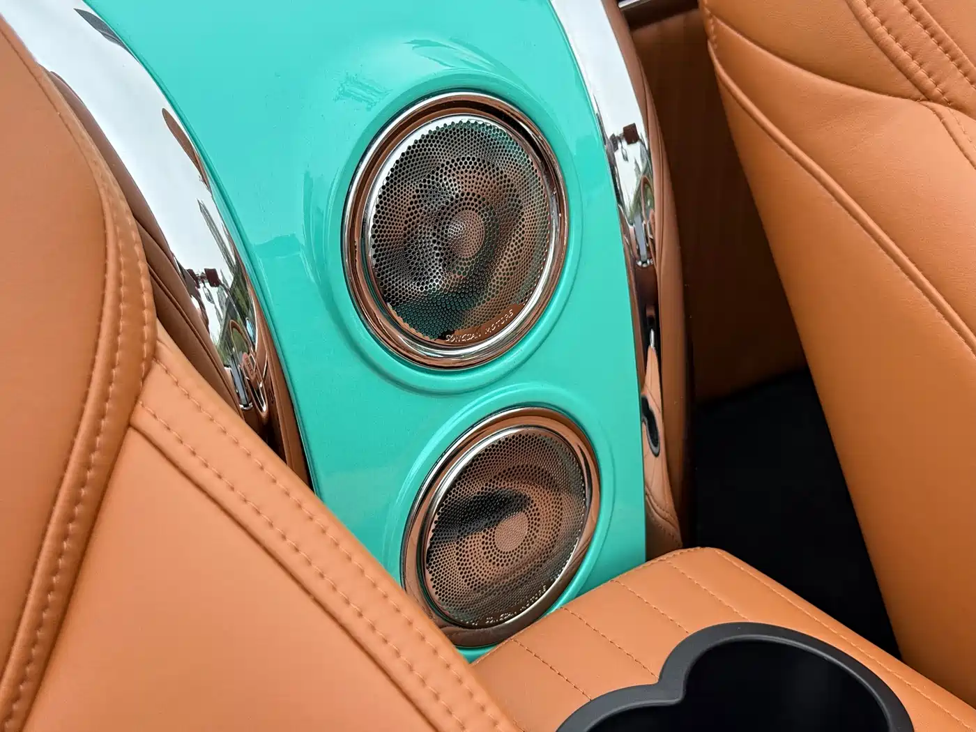 SONGSAN MOTORS SS DOLPHIN