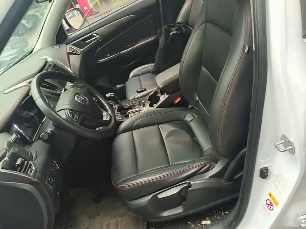 Photo 15 - Changan CS75