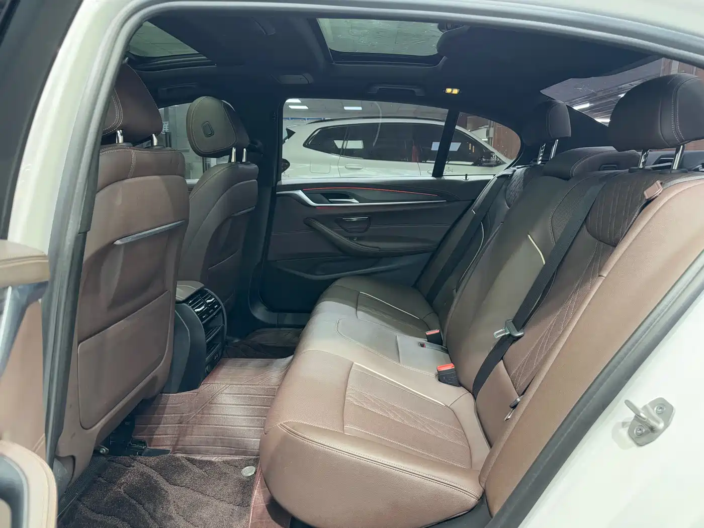 BMW 5 Series 2021 530Li Leading M Sport Package фото 7