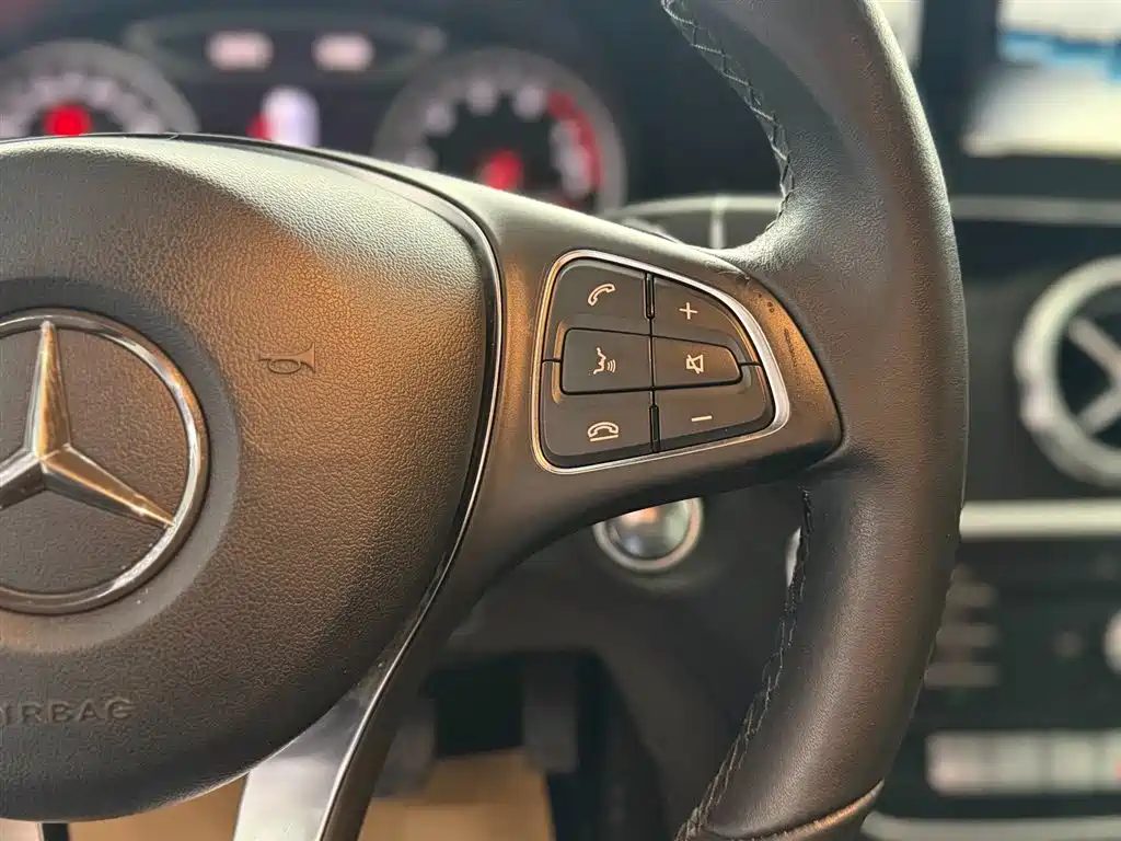 Mercedes-Benz A-Class (Import) 2017 Facelift A 200 Dynamic фото 28