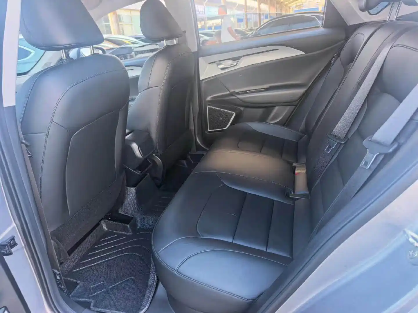 Фото 6 - Geely Geometry A