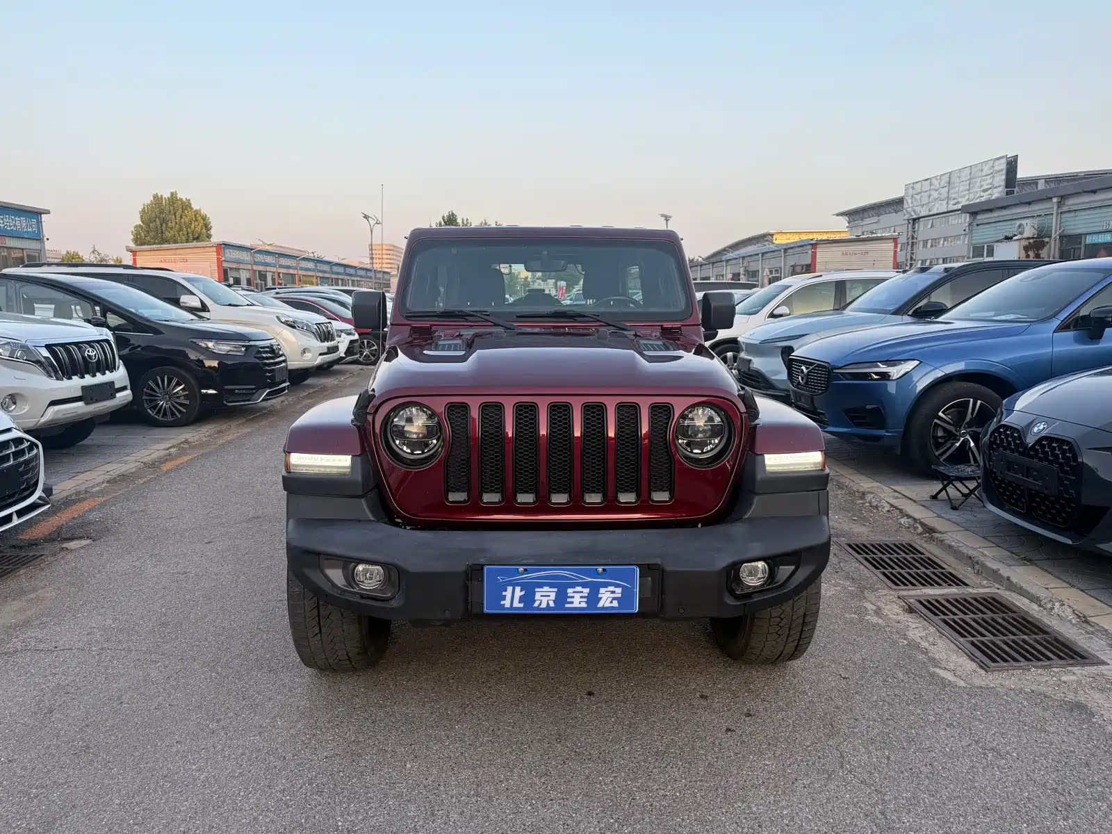 Фото 2 - Jeep Wrangler