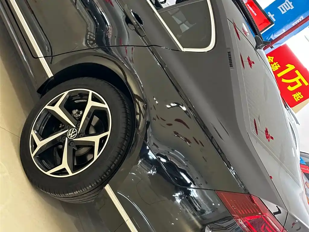 Volkswagen Magotan 2023 2 Million Units Anniversary Edition 330TSI DSG Leading Type фото 24