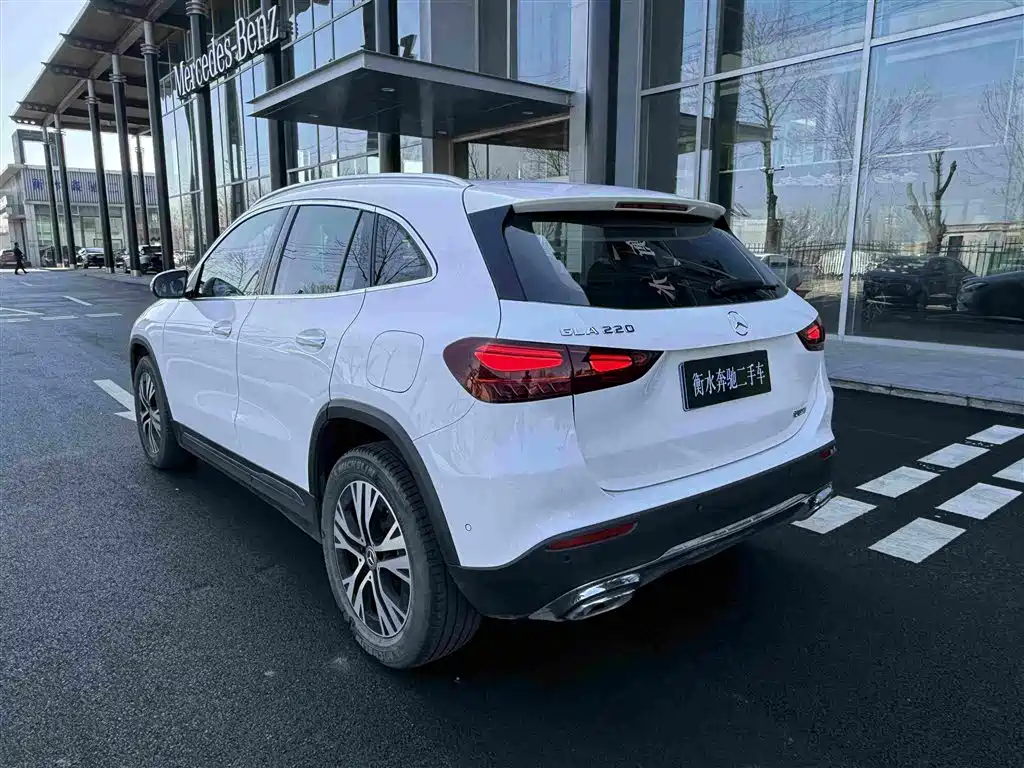 Mercedes-Benz GLA 2024 2024 GLA 220