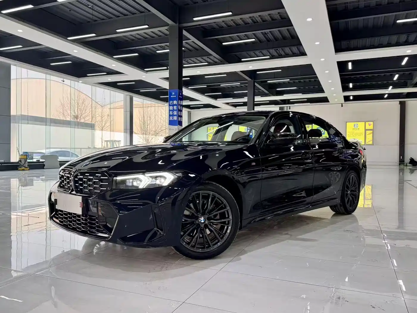 BMW 3 Series 2024 325Li M Sport Shadowline Package фото 3
