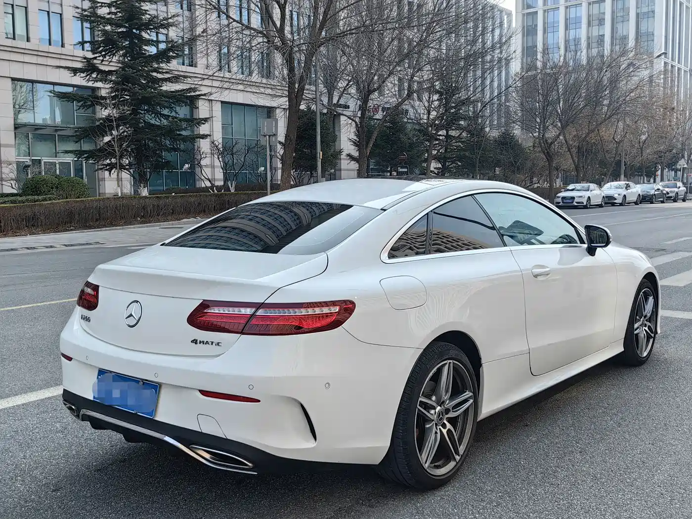 Mercedes-Benz E-Class (Import) 2019 E 200 4MATIC Coupe фото 4
