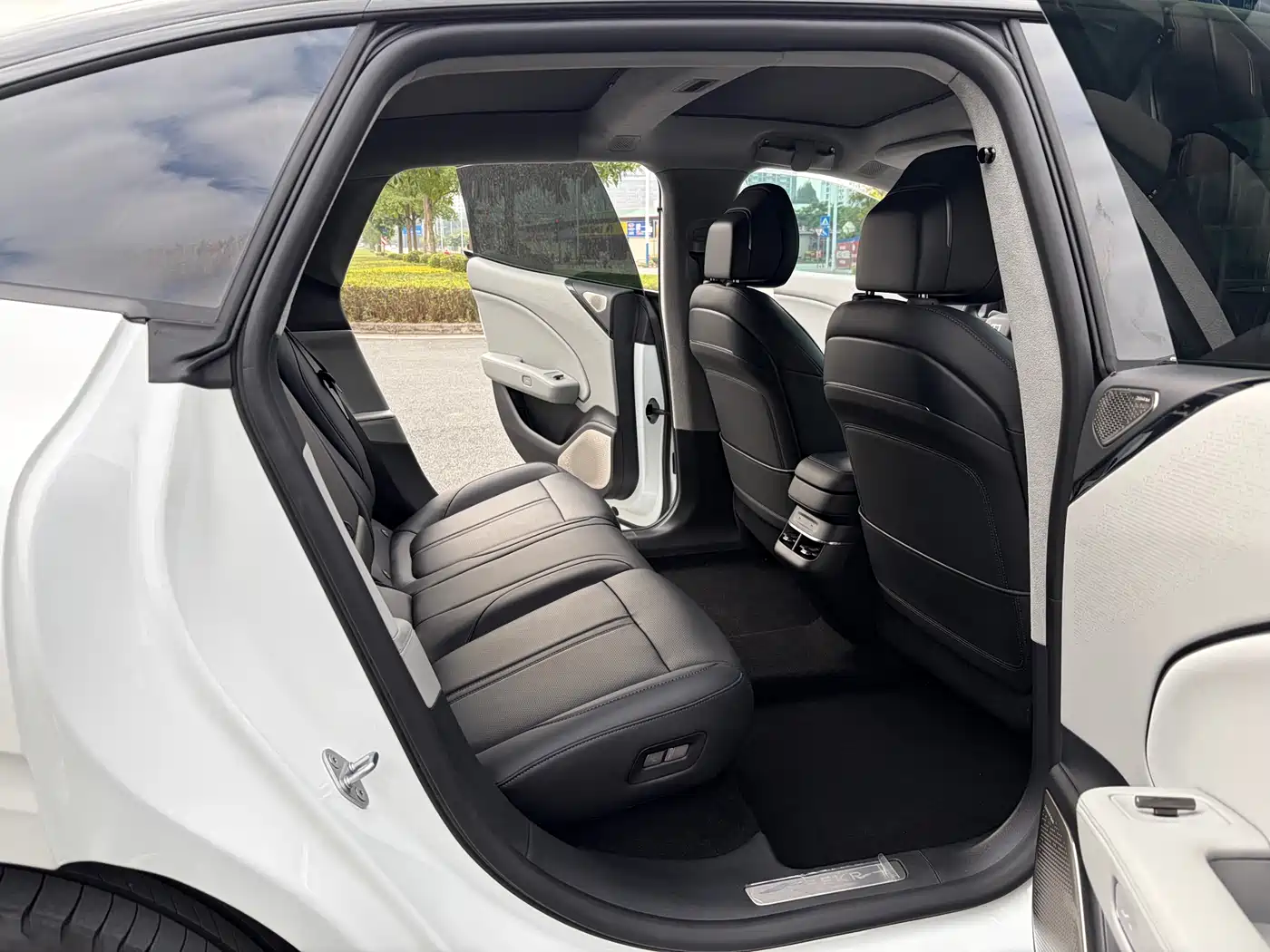 ZEEKR EXTREME KRYPTON 007