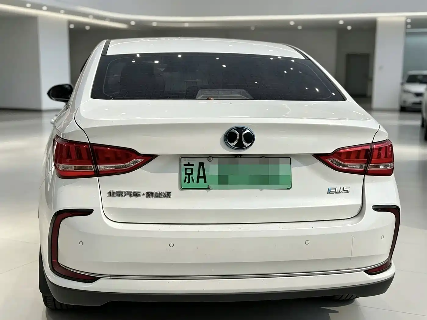 BAIC Beijing EU5 2019 2018 R550 Smart Trend Edition