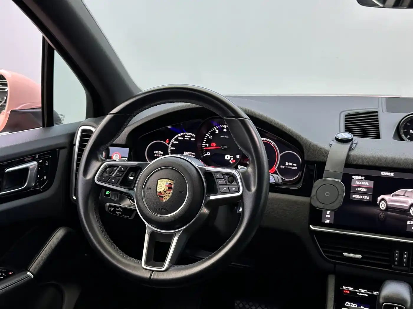 Porsche Cayenne 2019 Cayenne 3.0T фото 9