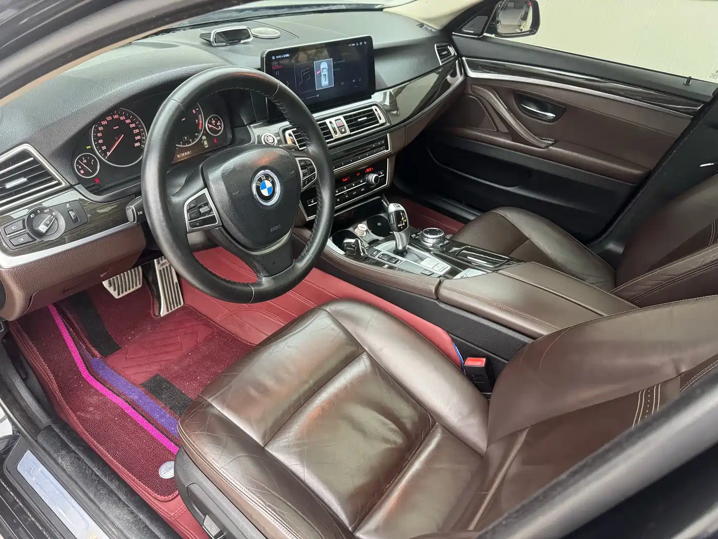BMW 5 Series 2014 525Li Luxury Design Package фото 16