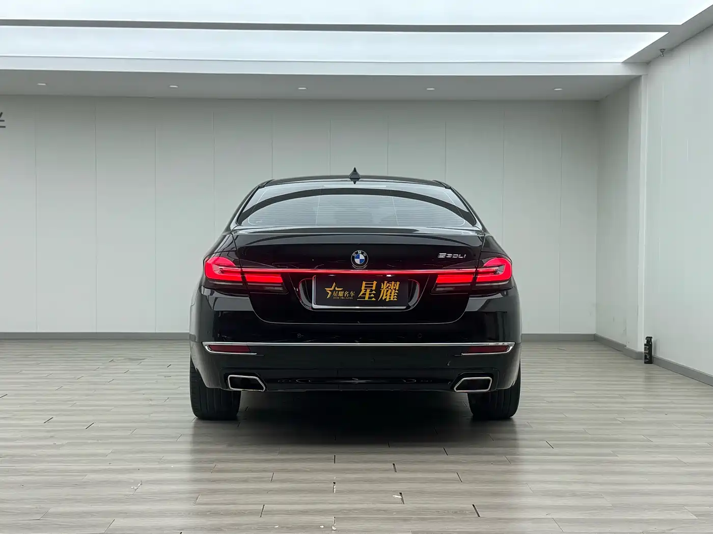 BMW 5 Series 2014 525Li Luxury Design Package фото 19