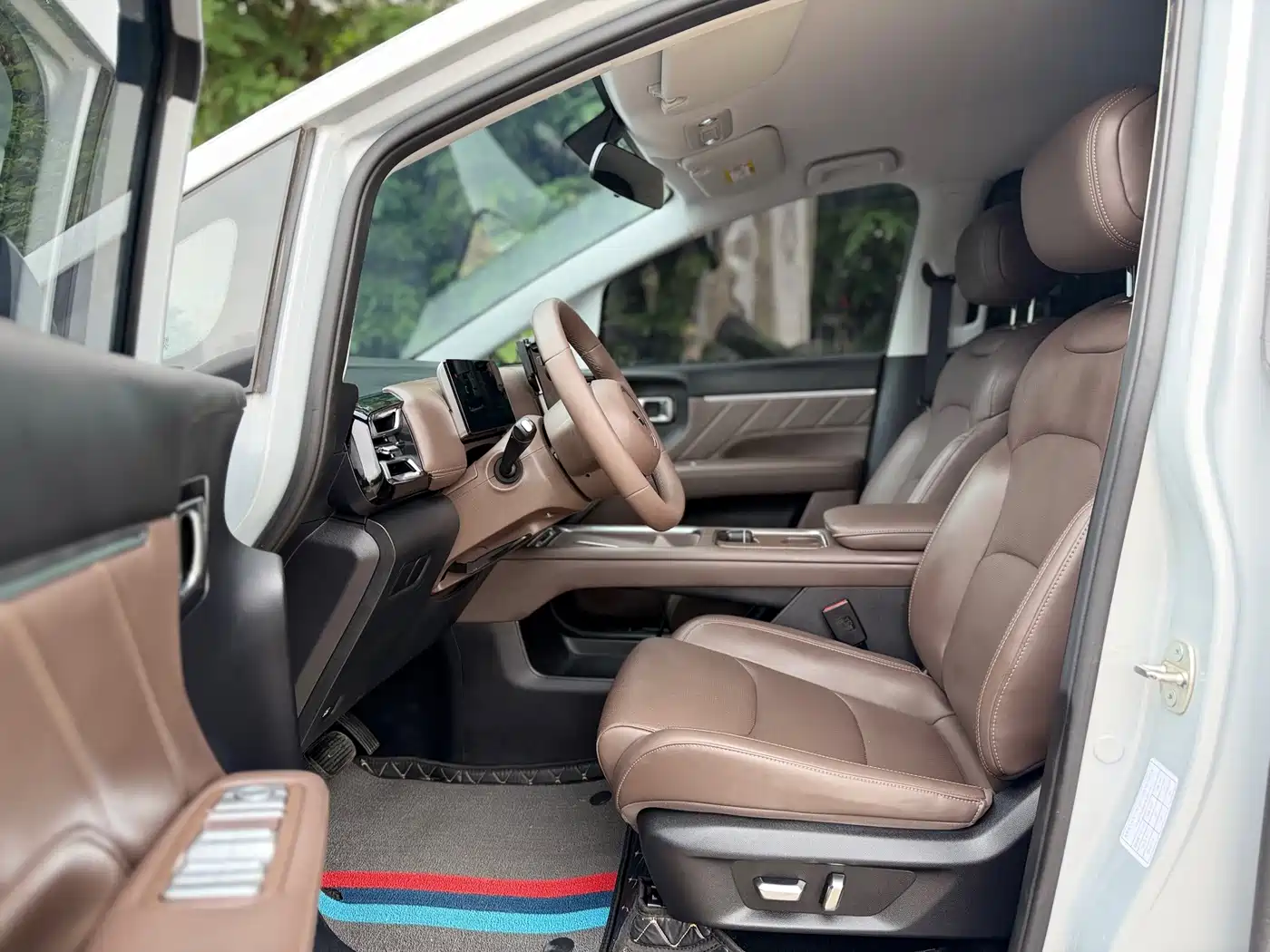 Wuling Motors Xingguang 730 New Energy 2026 2025 Model Pure Electric Base Version