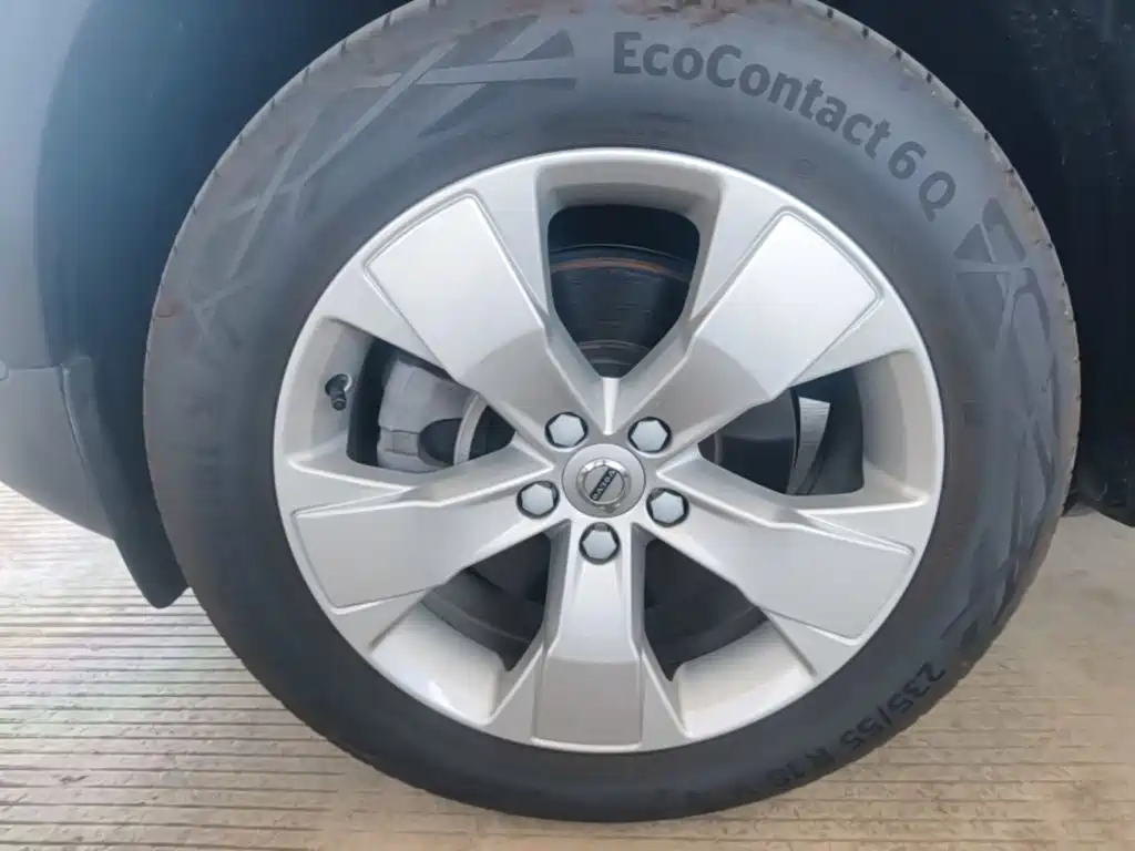 Volvo XC40 2022 2022 Model T4 AWD Smart Drive Fashion Edition