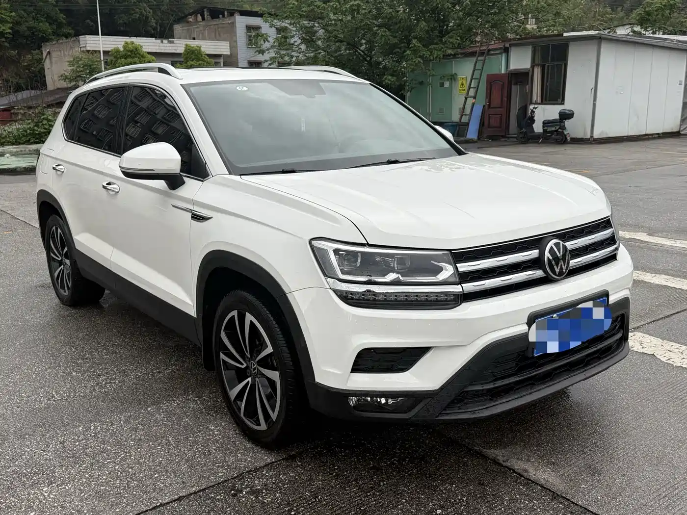 Volkswagen Tharu 2022 280TSI FWD Luxury Edition фото 3