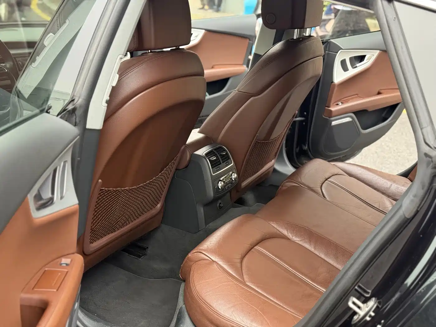 Audi A7 2012 3.0TFSI quattro Comfort фото 6
