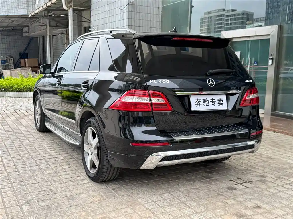 Mercedes-Benz M-Class 2015 ML 400 4MATIC Luxury фото 17