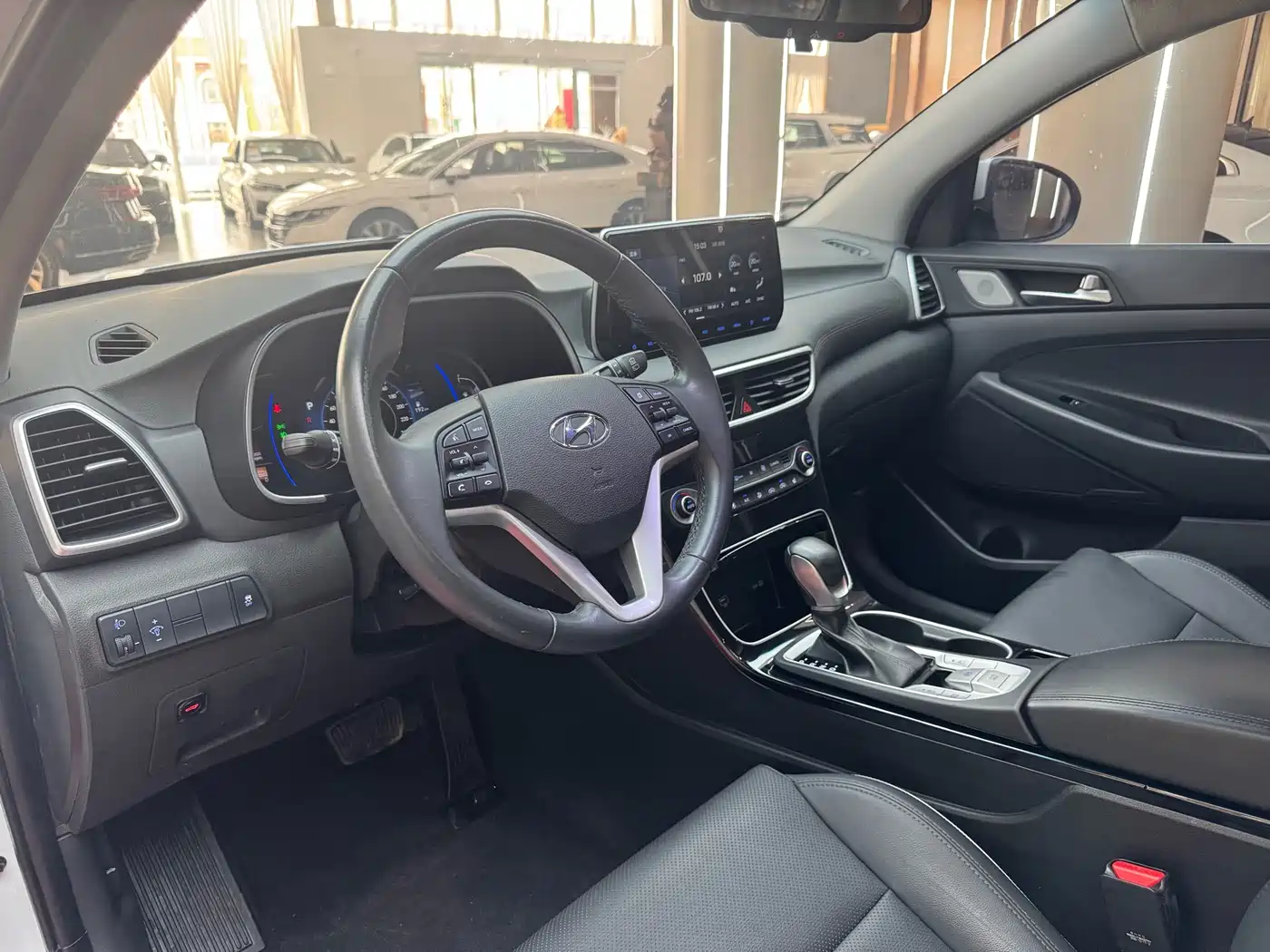 Hyundai Tucson 2020 280TGDi 2WD GLS Smart Connect Edition China VI фото 13