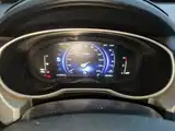 Фото 4 - Geely Atlas