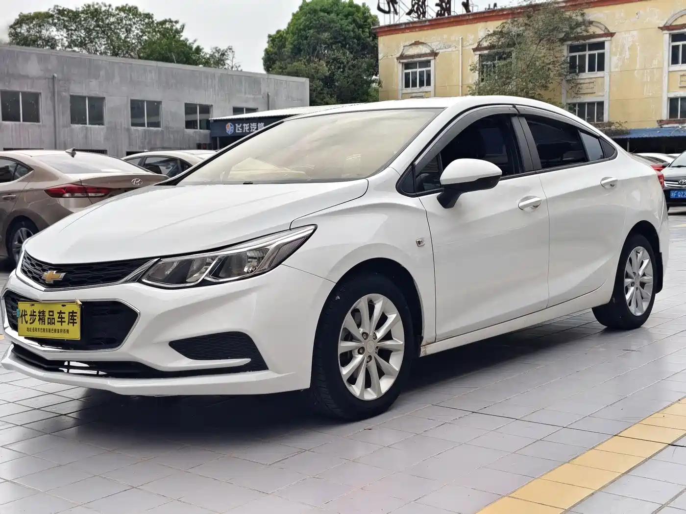 Chevrolet Cruze 2018 2018 320 Automatic Pioneer Sunroof Edition