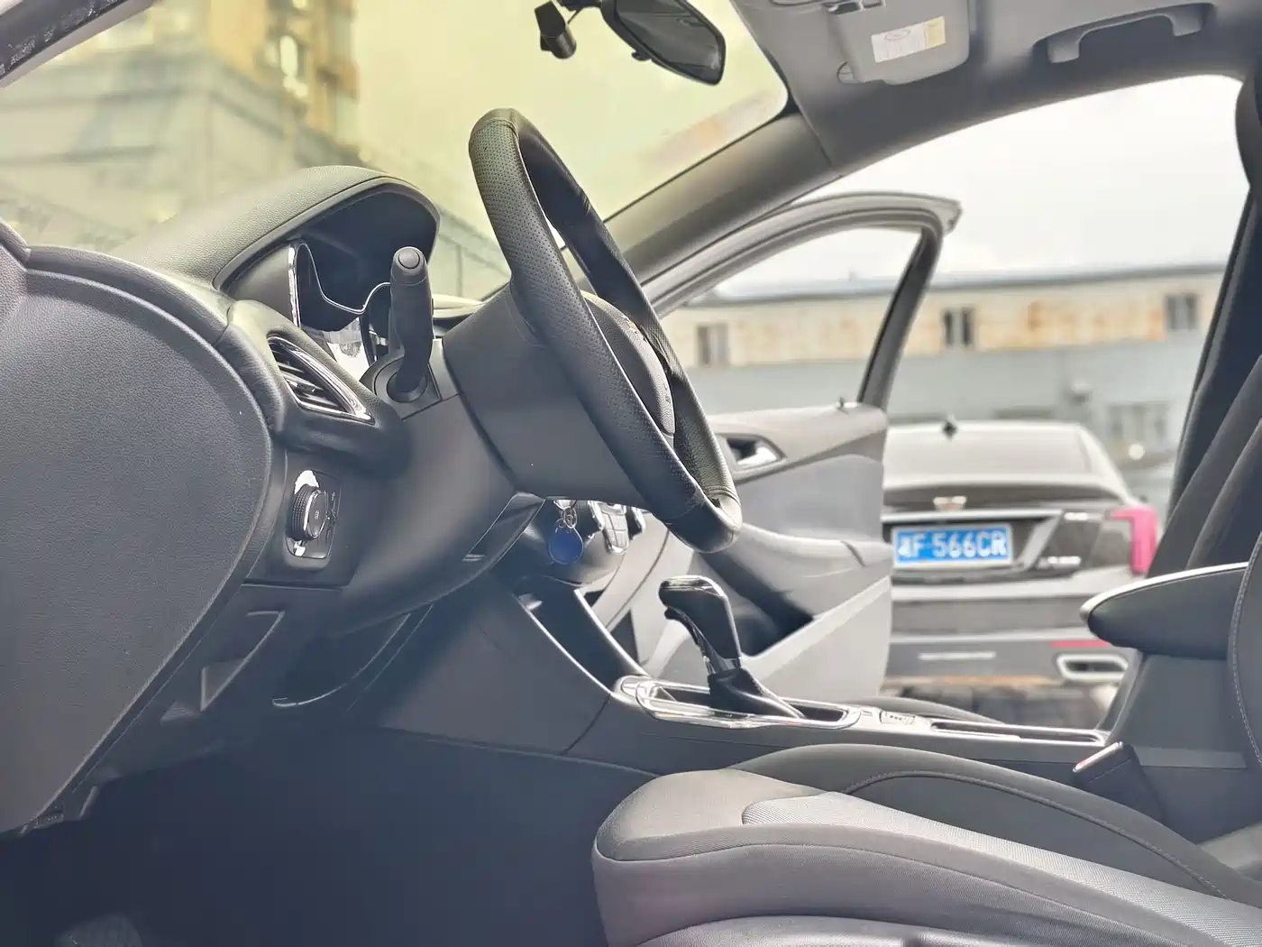 Chevrolet Cruze 2018 2018 320 Automatic Pioneer Sunroof Edition