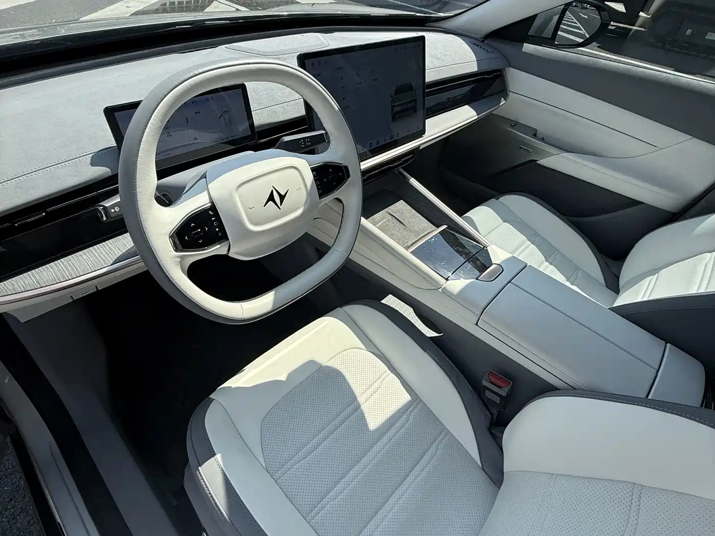 Dongfeng Yipai eπ007 2024 2024 Pure Electric 530Air Edition