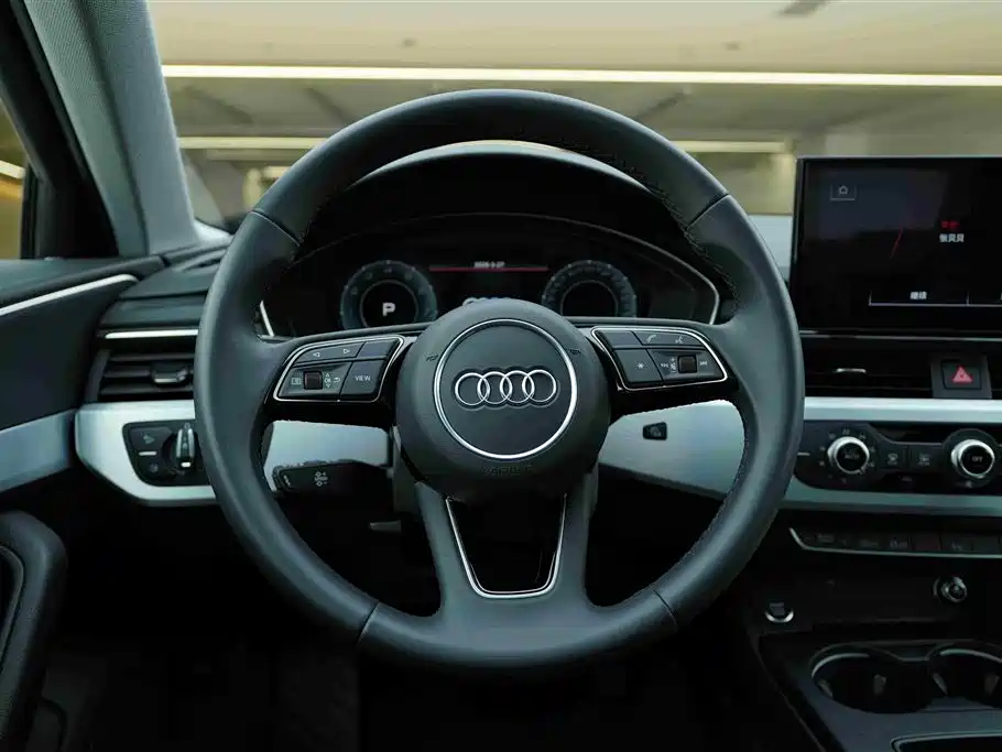 Audi A4L 2024 40 TFSI Fashion Dynamic фото 18