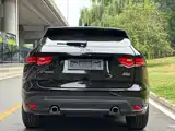 Фото 16 - Jaguar F-PACE