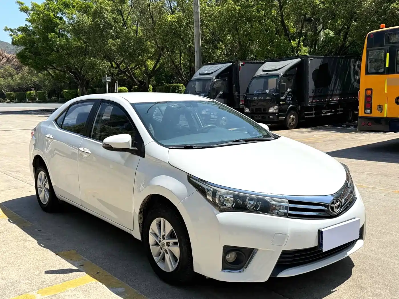 Toyota Corolla 2014 1.6L CVT GL фото 3