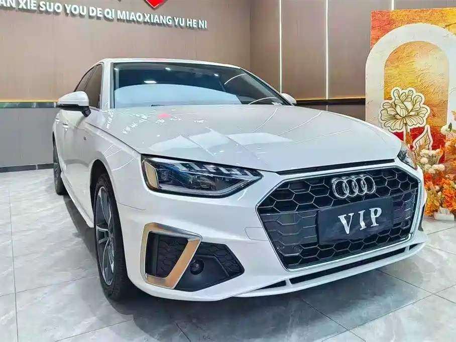 Audi A4L 2020 40 TFSI Fashion Dynamic Edition фото 3