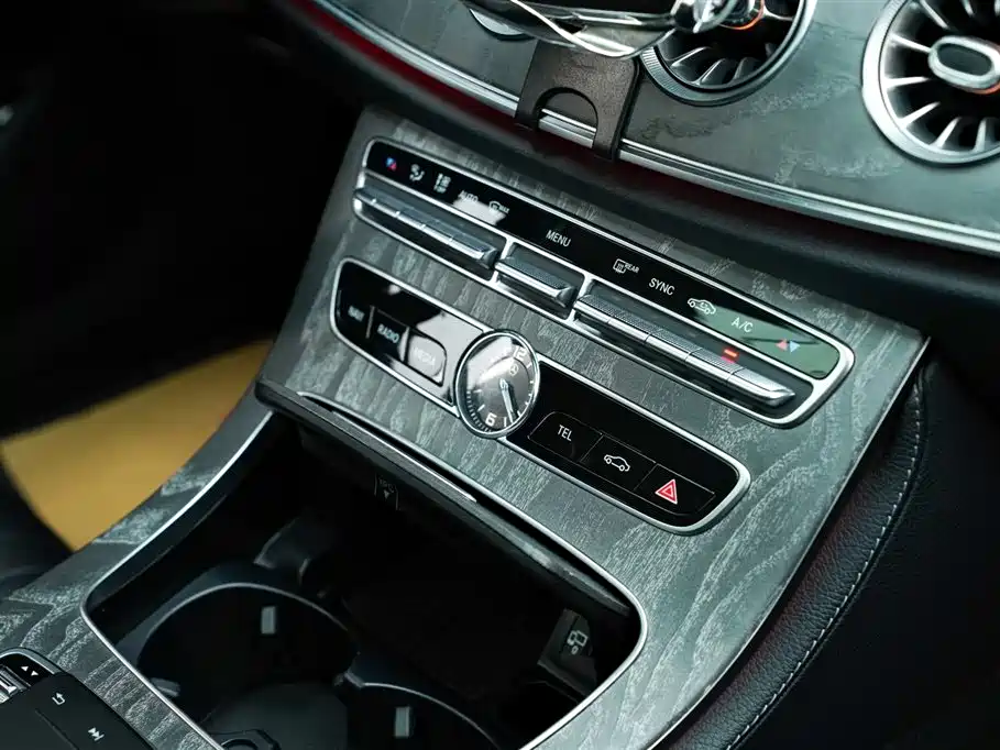 Mercedes-Benz CLS 2020 CLS 300 Luxury фото 10