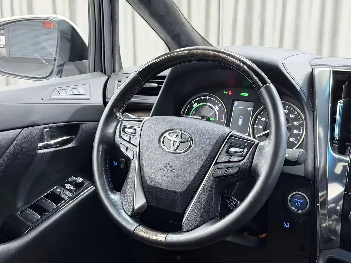 Toyota Alphard 2021 Hybrid 2.5L Premium фото 10
