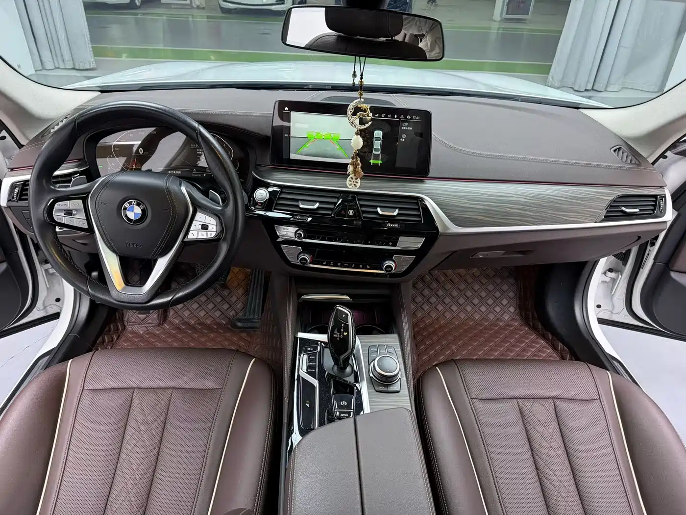 BMW 5 SERIES