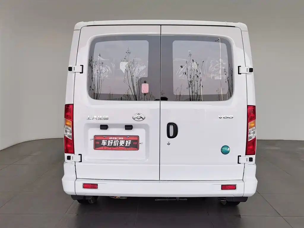 SAIC Maxus Xintu V80 2025 Value Edition Aoyun 2.0T Manual Short Wheelbase Ultra-Low Roof 127Ps 7/9-seater фото 4
