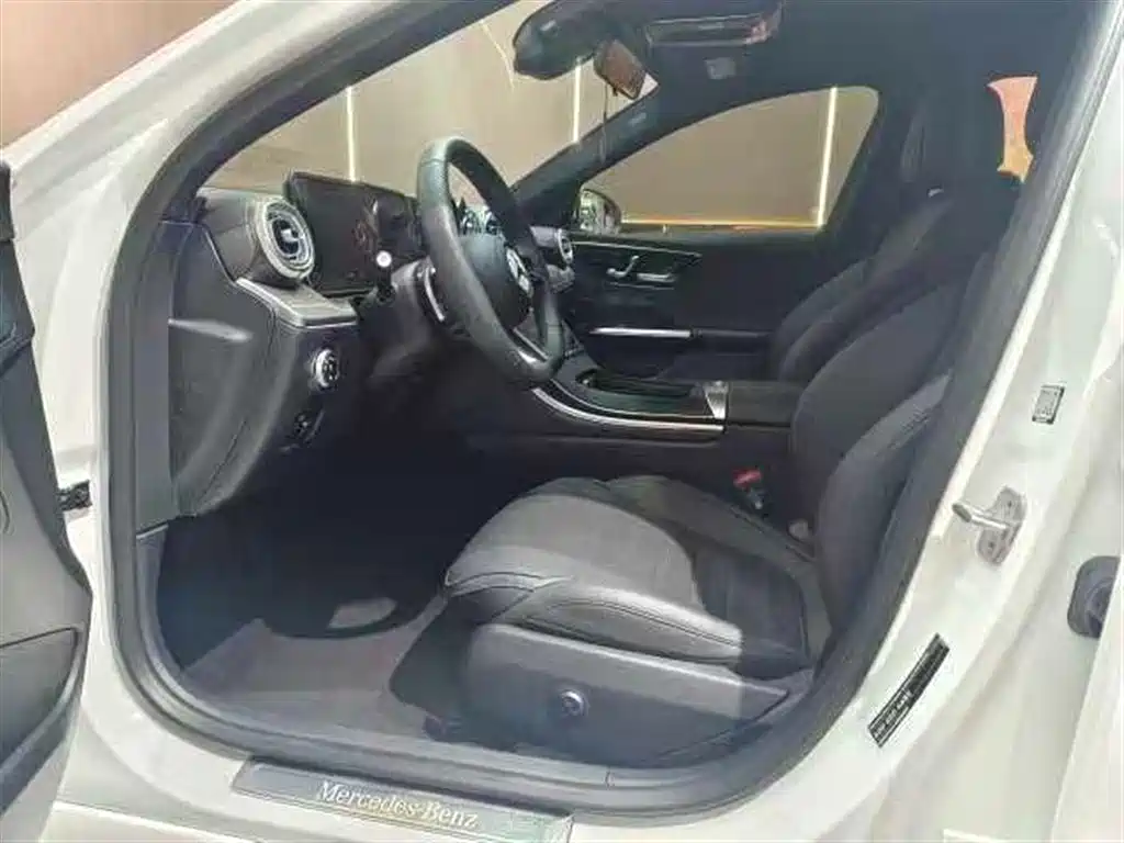 Mercedes-Benz C-Class 2023 C 260 L Sport фото 5