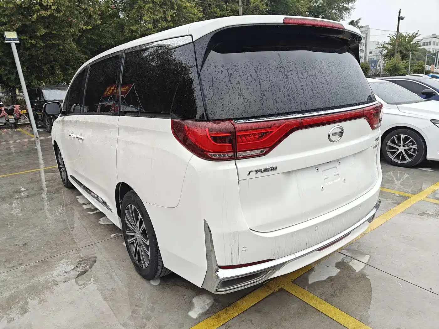 GAC TRUMPCHI M8
