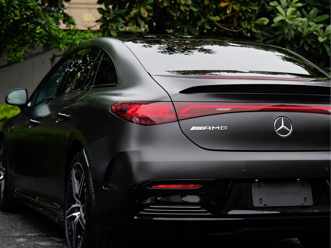 MERCEDES-BENZ EQE AMG