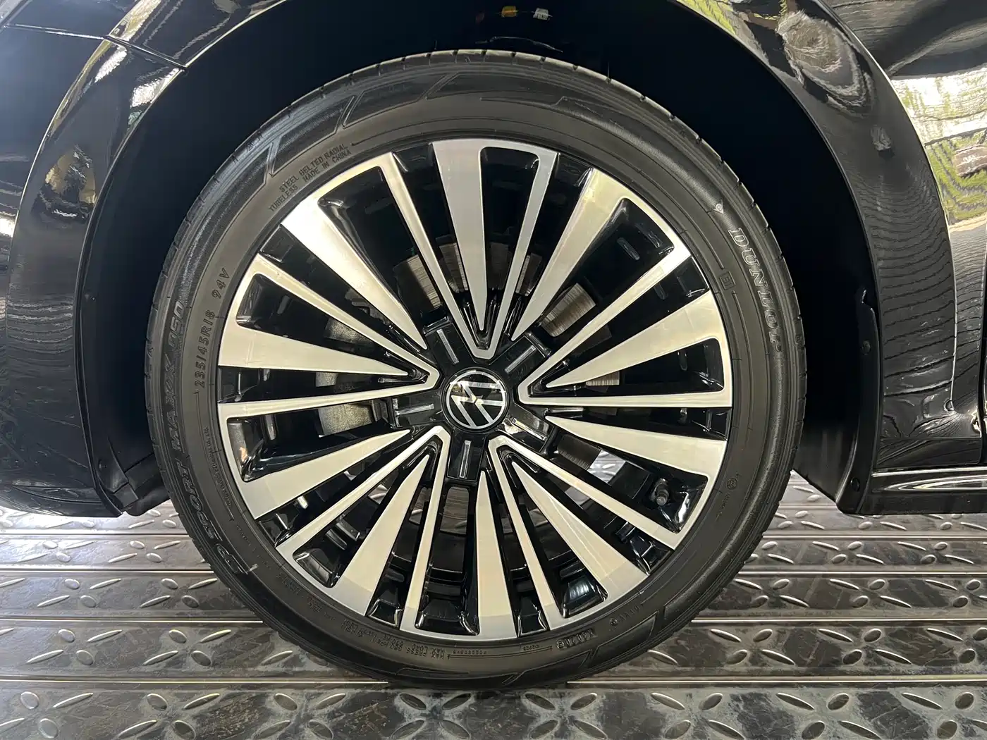 Volkswagen Passat 2020 Facelift 330TSI Luxury China VI фото 19