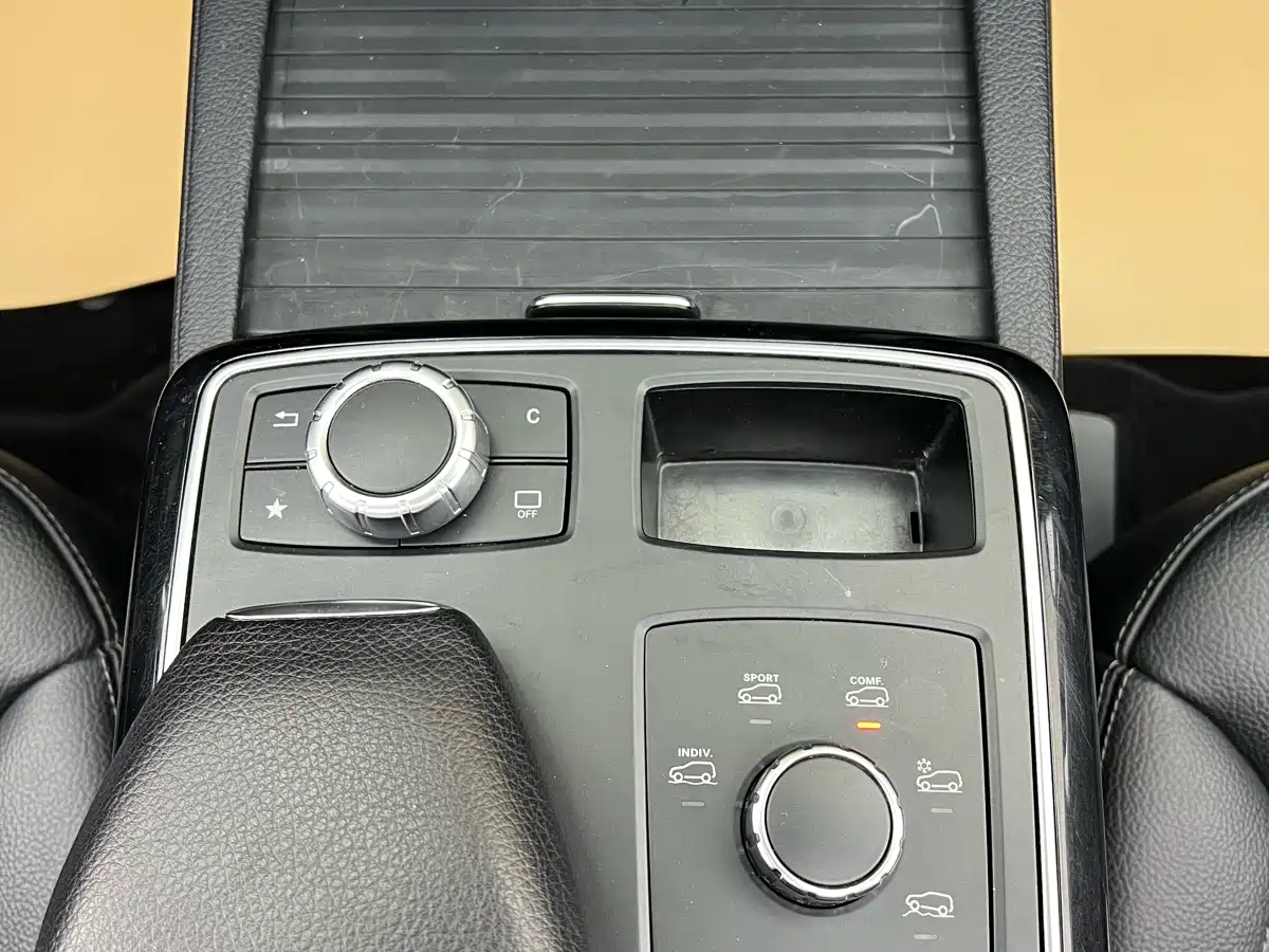 Mercedes-Benz GLE 2018 GLE 320 4MATIC Dynamic Ultimate Edition фото 14