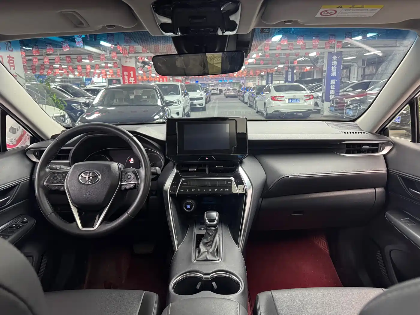 Toyota Venza 2022 2.0L CVT 2WD Luxury фото 7