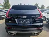 Photo 5 - Cadillac XT4