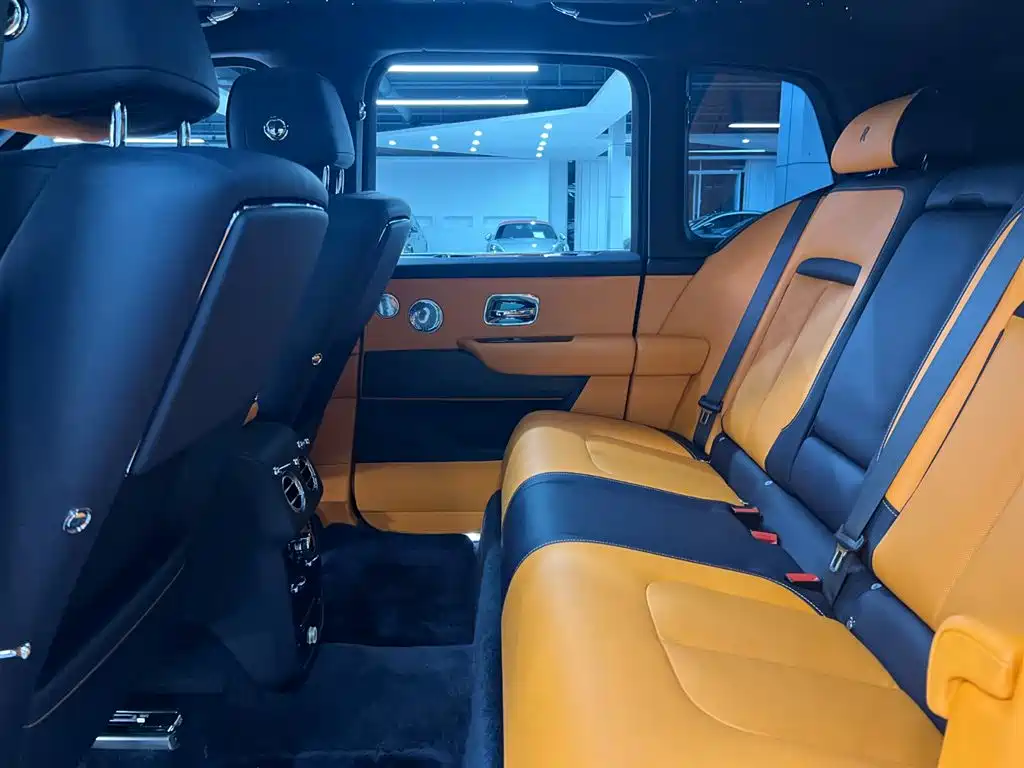 Фото 20 - Rolls-Royce Cullinan