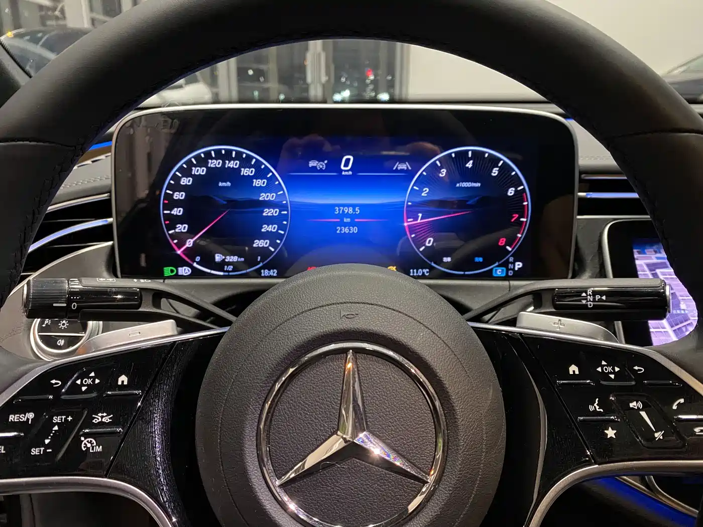 Mercedes-Benz E-Class 2025 E 260 L фото 8