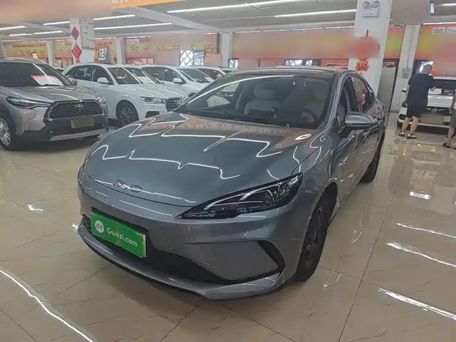 BYD Hai Bao 05 DM-i 2025