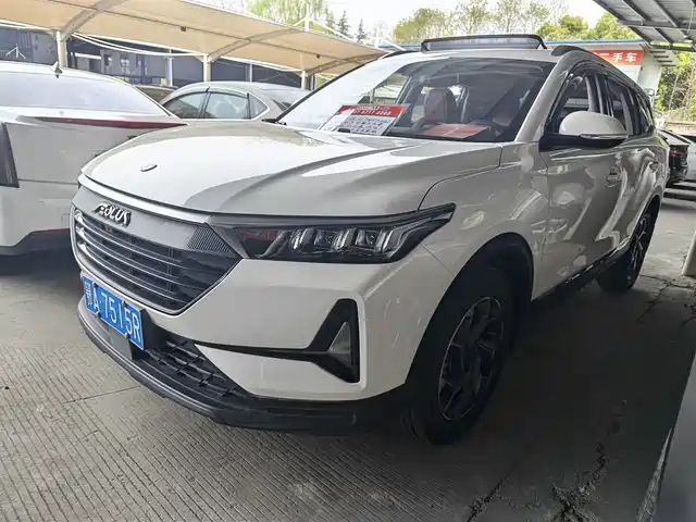 DONGFENG AX7