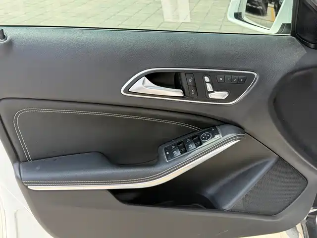 Mercedes-Benz GLA 2019 GLA 200 Dynamic — фото 5
