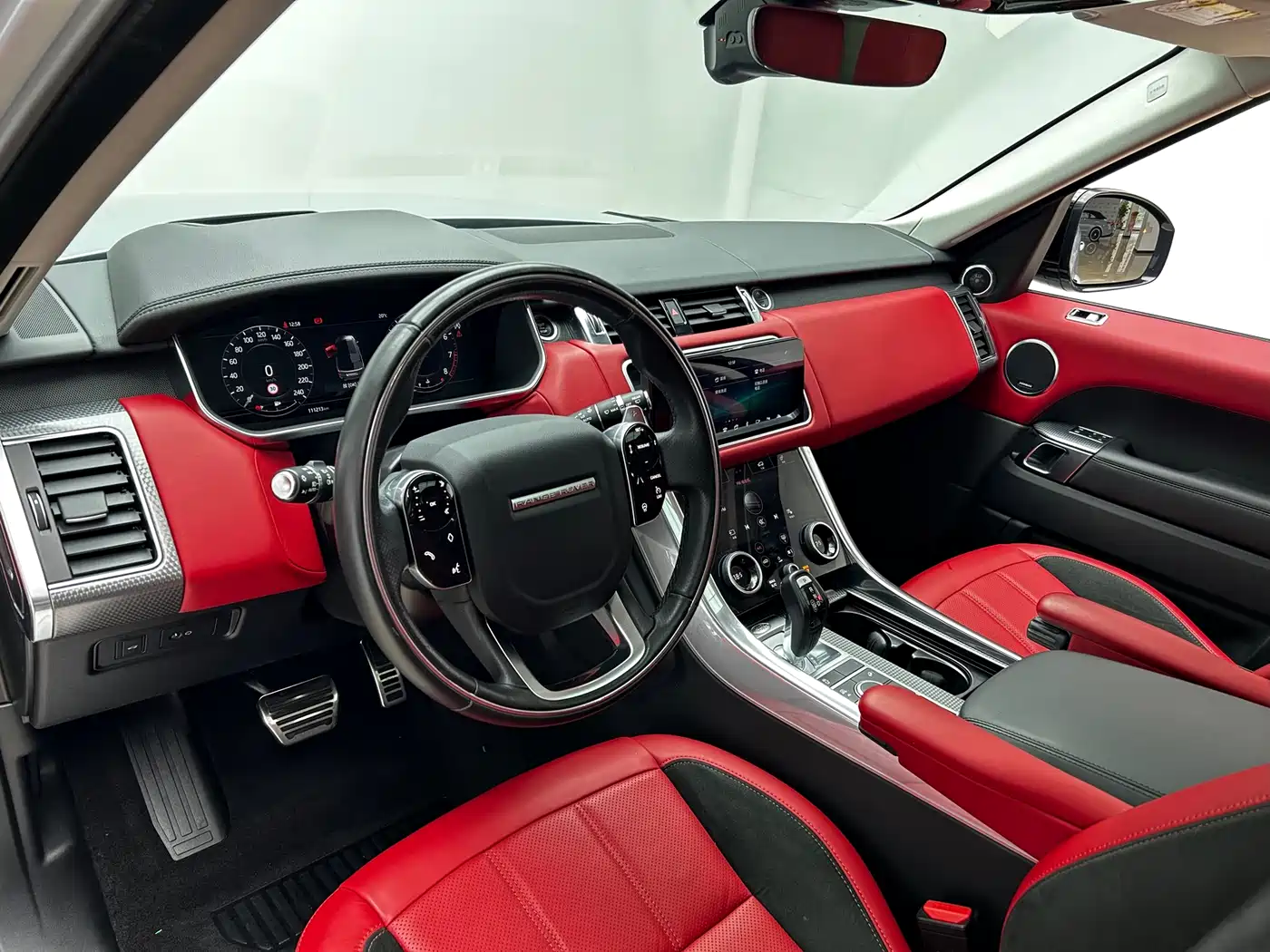 Land Rover Range Rover Sport 2021 3.0 L6 Gloss Black Edition фото 8