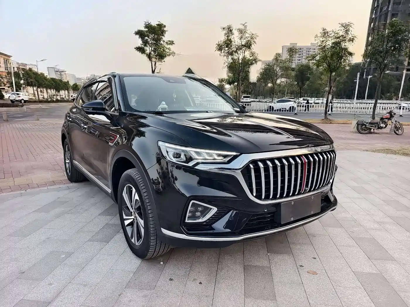 Hongqi HS5 2019 2.0T Smart Connect Enjoy Edition фото 3