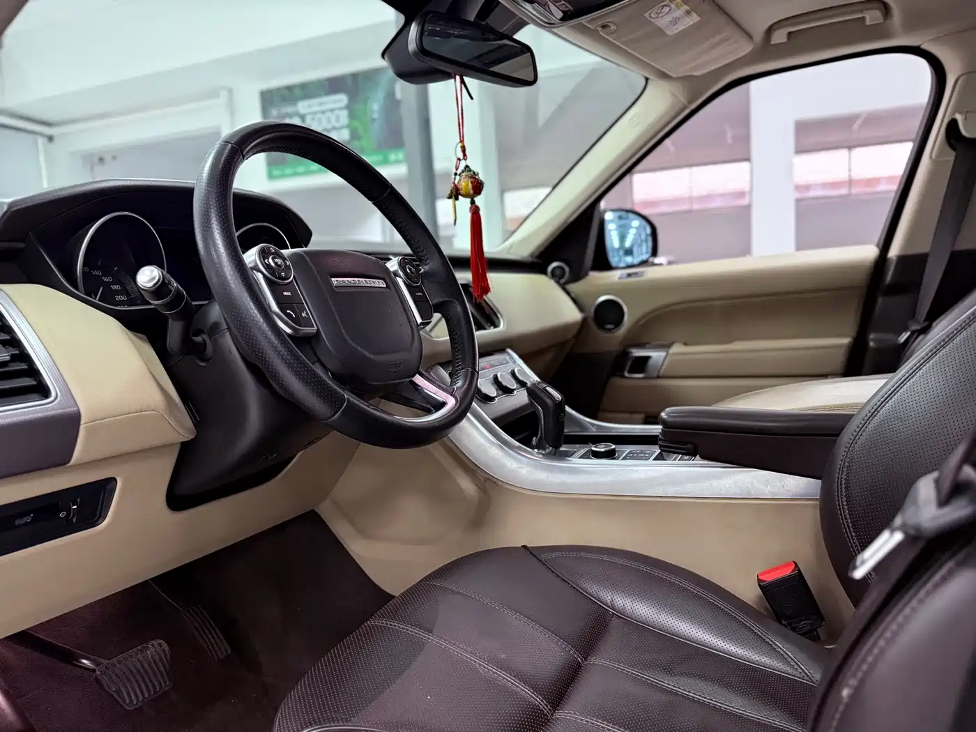 Land Rover Range Rover Sport 2014 3.0 SC V6 HSE фото 7